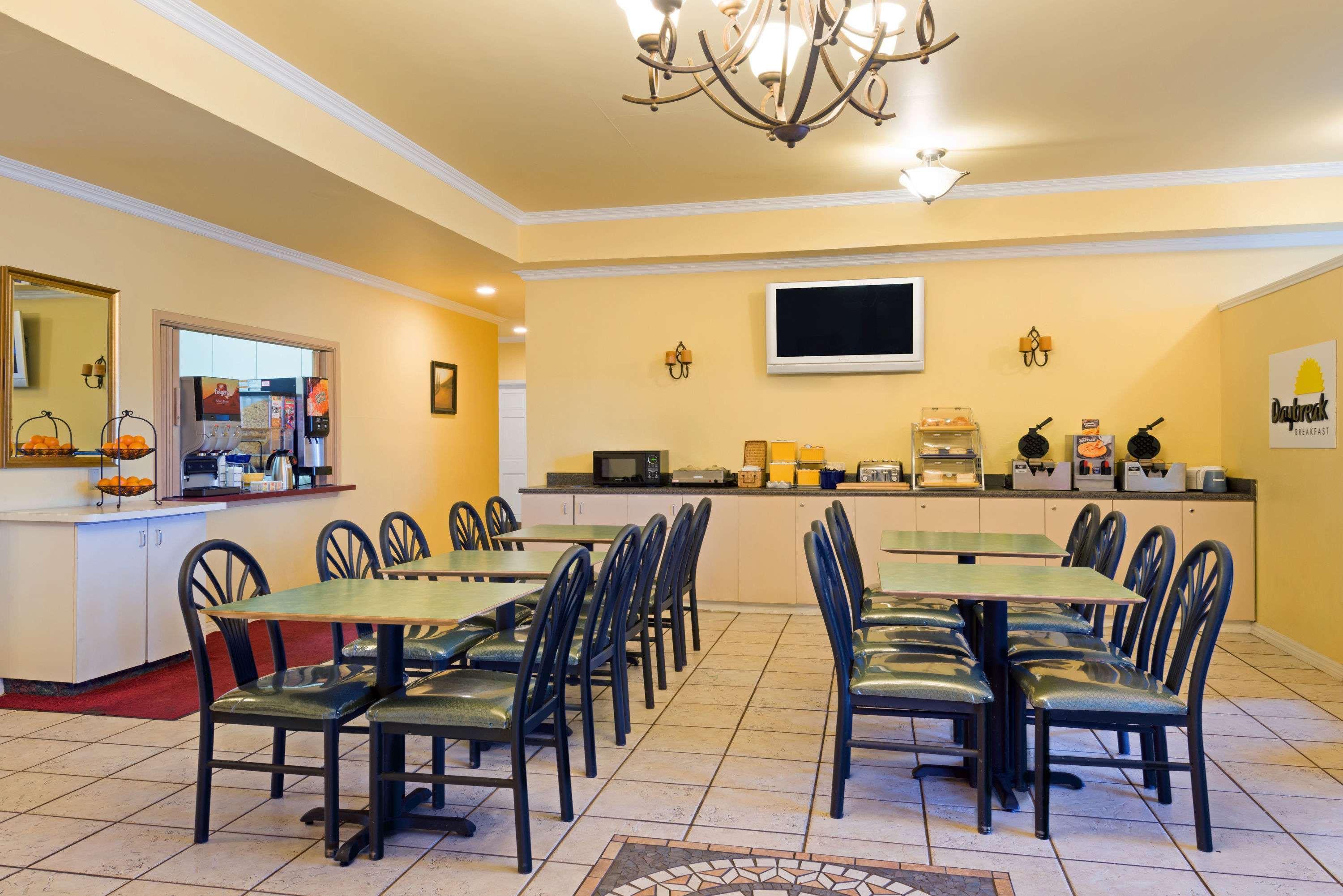 Days Inn By Wyndham Near Seaworld San Antonio Luaran gambar