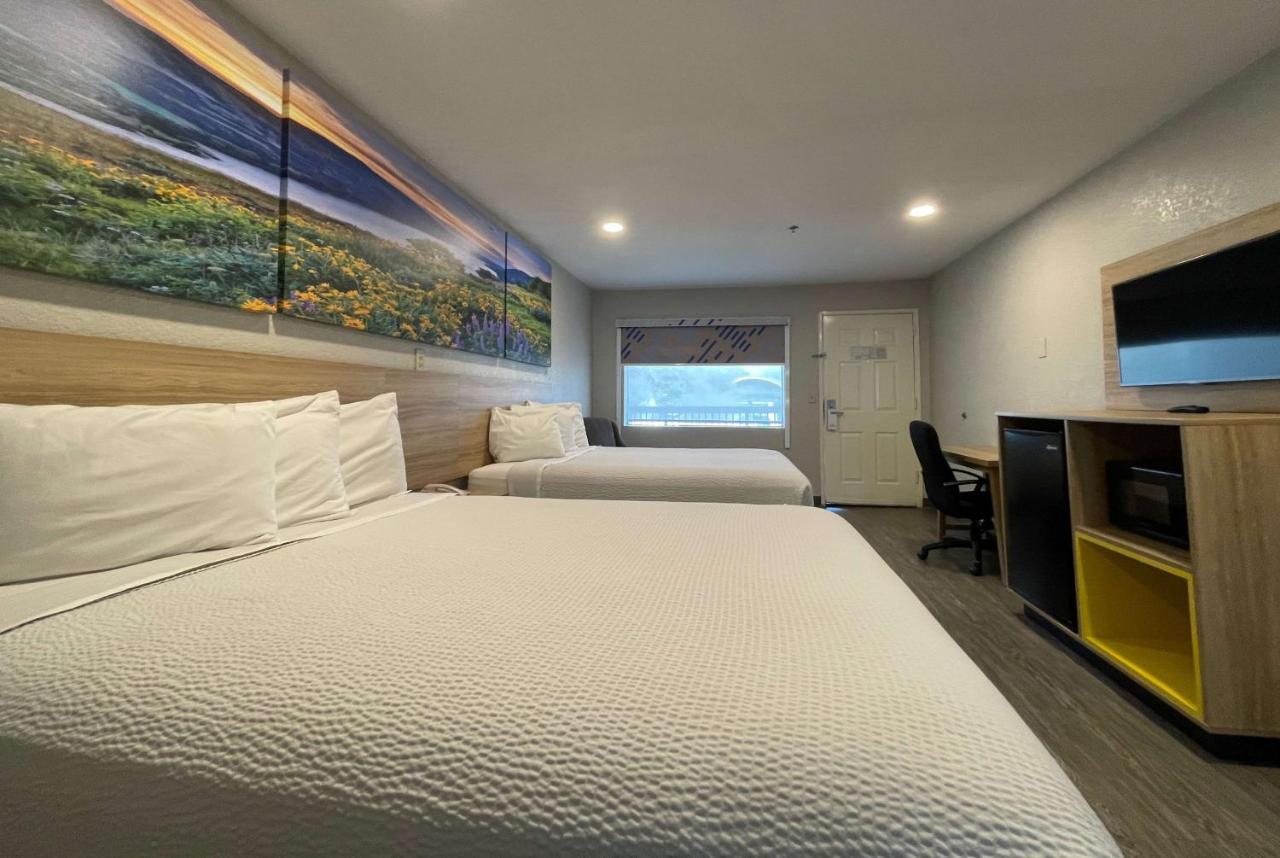 Days Inn By Wyndham Near Seaworld San Antonio Luaran gambar