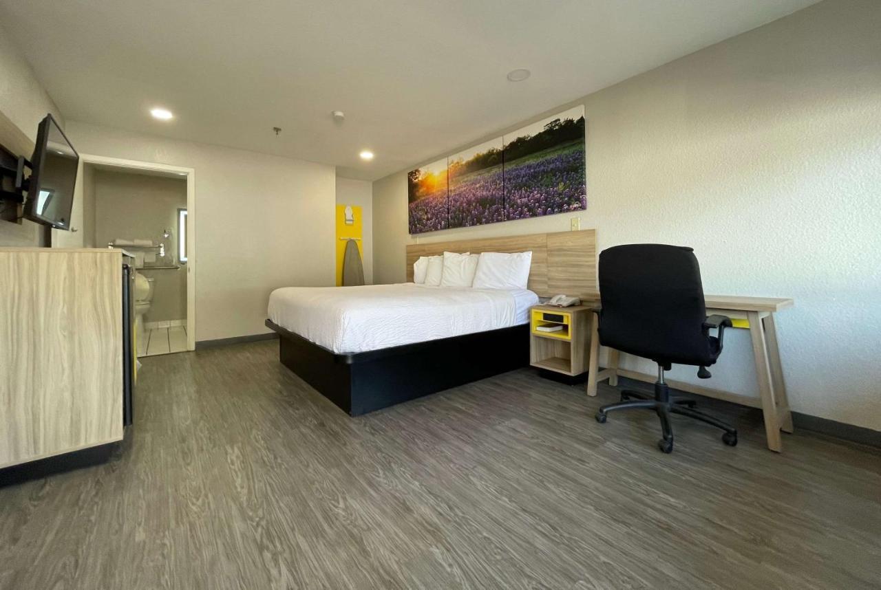 Days Inn By Wyndham Near Seaworld San Antonio Luaran gambar