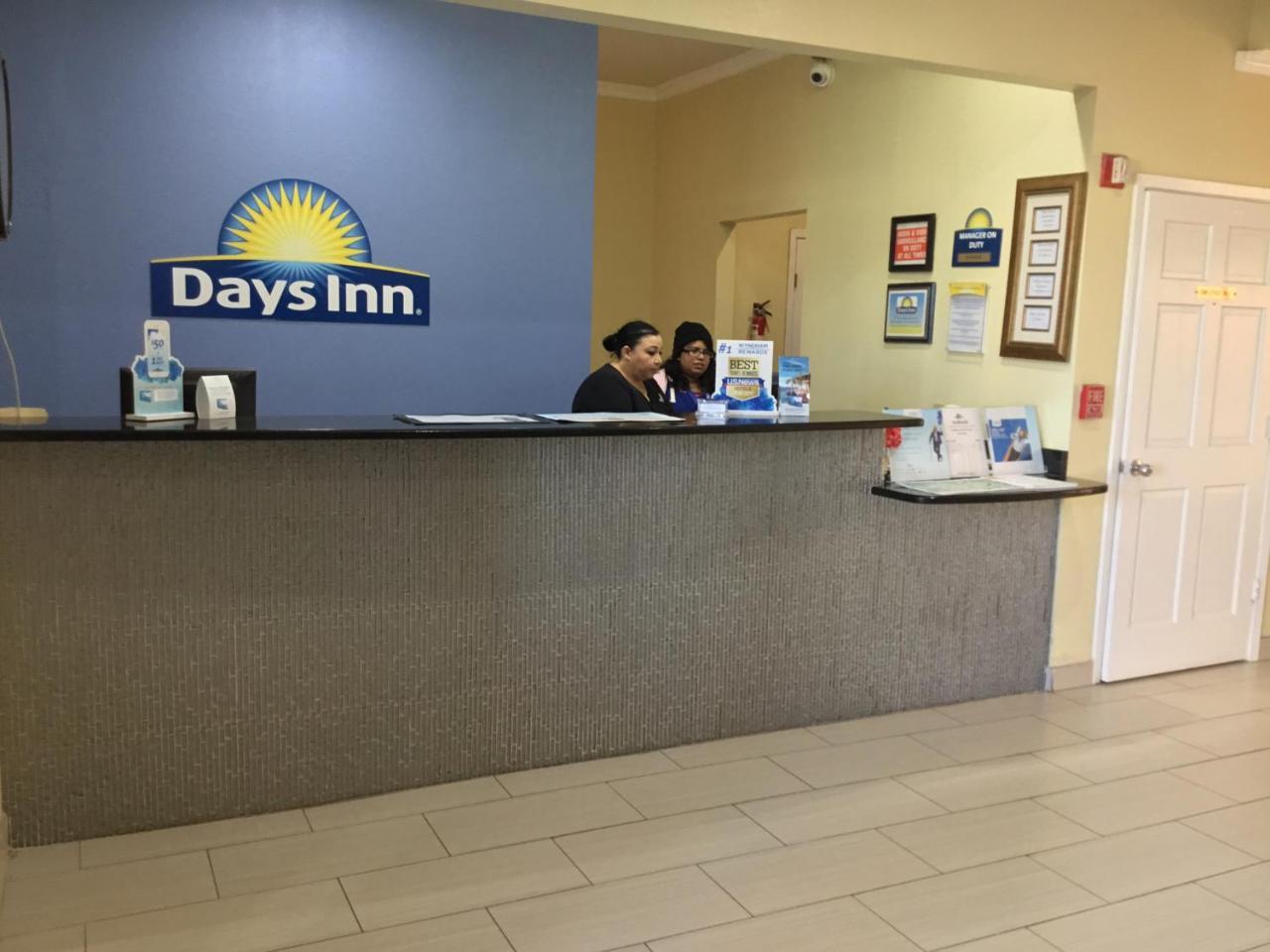 Days Inn By Wyndham Near Seaworld San Antonio Luaran gambar