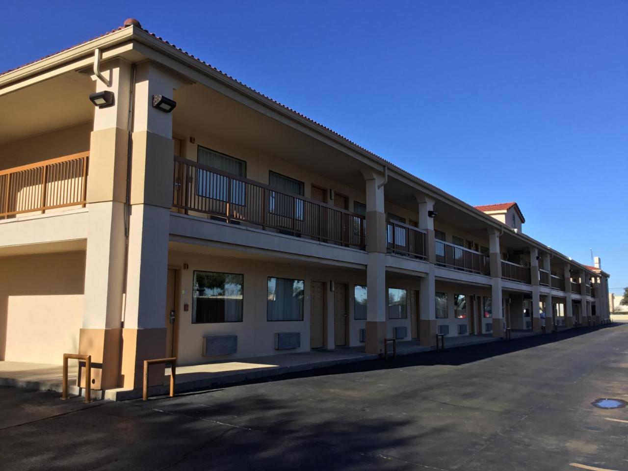 Days Inn By Wyndham Near Seaworld San Antonio Luaran gambar
